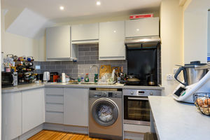 Kitchen- click for photo gallery